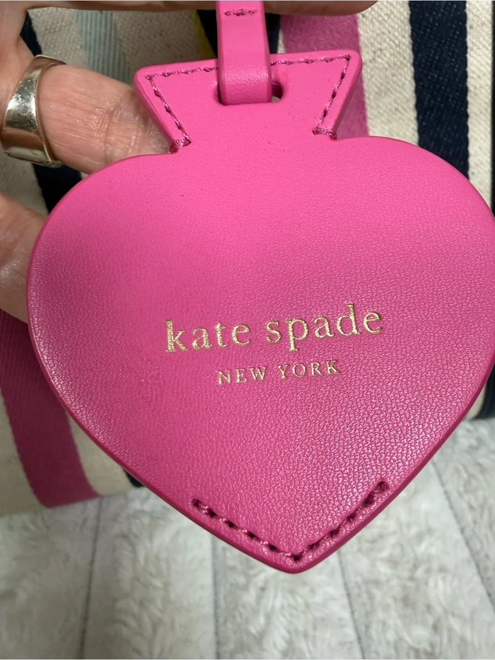 Kate Spade New York Market Breezy Stripe Medium Tote. So Gorgeous and Classic 🧡🤩